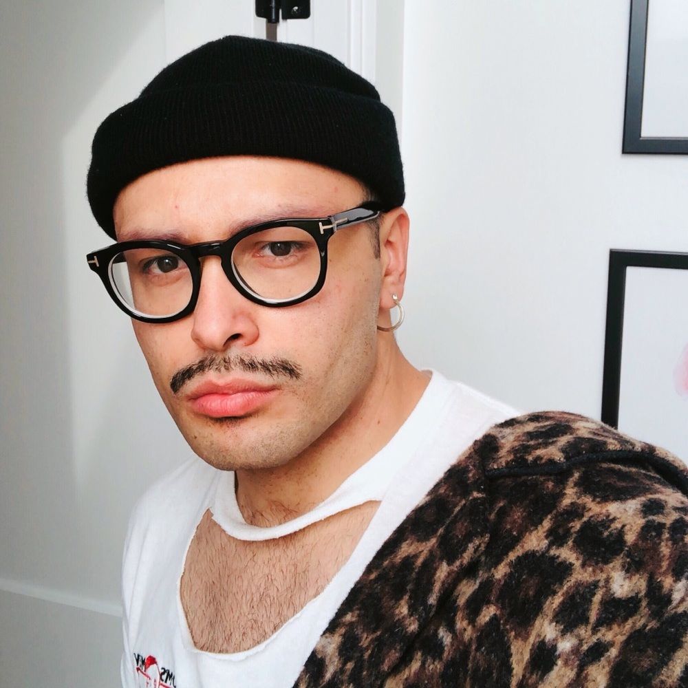 Meet your Posher, Edgardo